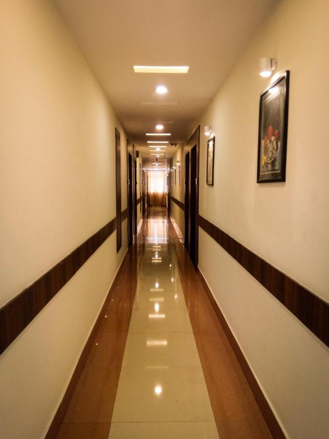 Nexstay Crystal Residency Kozhikode Ngoại thất bức ảnh